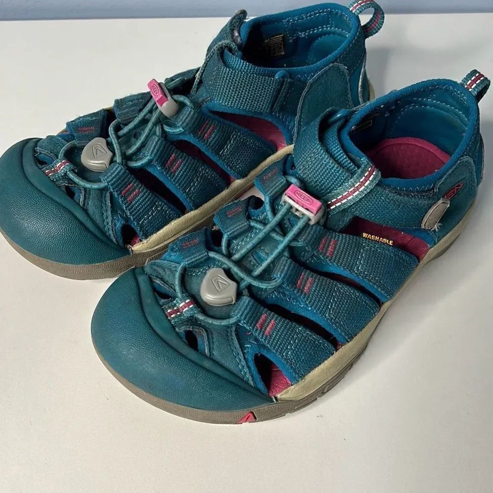 KEEN Newport H2 Waterproof Sandals Kids Sz 3